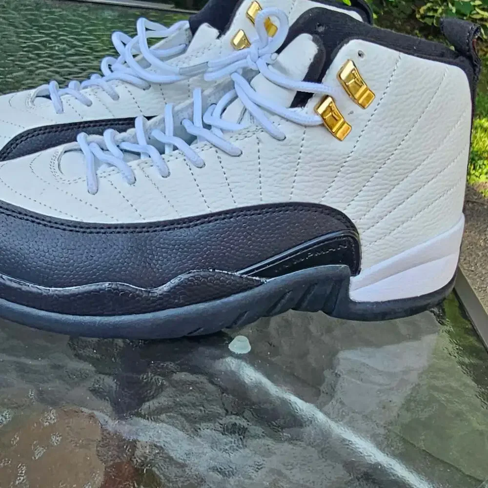 Nike Air Jordan 12 Retro Royalty Taxi White Black Gold 130690-101 Men's Size 7